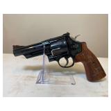 Smith & Wesson Model 29-10 .44 Magnum Revolver