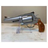 Smith & Wesson 500 S&W Magnum Performance Center Revolver