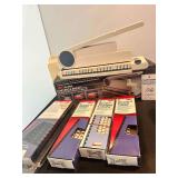 GBC DocuBind Punching & Binding Machine with 3 sizes of Combs
