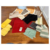 Large lot of Hand Towels