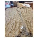 Queen Bed Set - 'Five Queens Court'