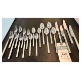 20 pcs Hampton Silversmiths