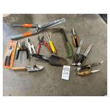 Garden Tools & Knives
