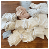 Bedding Sheets & Pillow Cases (Queen)