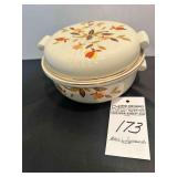 Hall's Superior 'Autum Leaf' with matching Lid