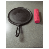 Cast Iron Pan with Heat Protector
