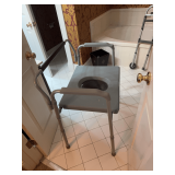 Commode chair