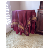 Round top table