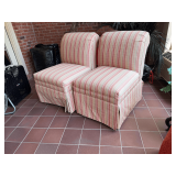 Accent chairs