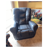 Massaging recliner