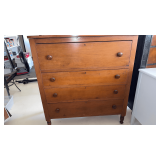 Antique chest of drawers