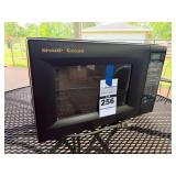 Sharp Carousel Model R-209AK Household Microwave Oven