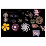 Enameled Flower / Other Brooches, Loose Stones