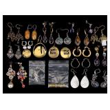 Costume Jewelry Earring Grouping (14 Pairs)