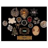 Vintage Fashion and Masonic Brooches (17)