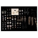 Gold Tone & Silver Tone Rhinestone Earrings (28) Gold Tone & Silver Tone Rhinestone Earrings (28)