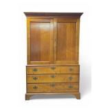 19th C Hepplewhite Linen Press