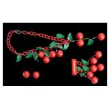 Red Bakelite Vintage Necklace & Brooch