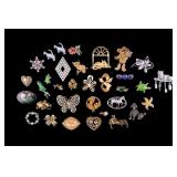 Pins, Brooches, and Pendants (32)