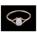 10K Gold Ring w/ Opal