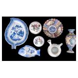 Chinese / Asian Porcelain Container Group