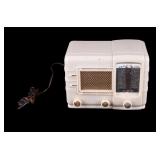 French Jickey Radio Model 52 w/ Vaccum Tubes