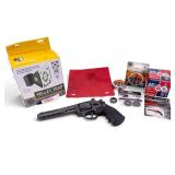 Gamo PR-776 8 Shot Pellet Revolver & Accessories