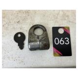 Wise lock co. Concentric lock with key