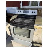 Frigidaire glass top electric stove