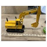 John Deere Excavator no box
