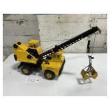 Tonka Clam Shell Truck