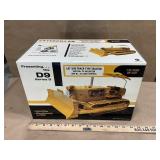 1/25 Cat D9 Dozer w/ Cable Control by First Gear
