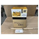 1/16 Cat D2 Crawler by Spec Cast - 2003 Toy Truck