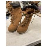 Ladies boots  sz 9