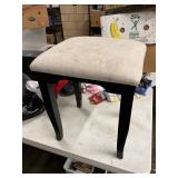 Padded seat stool