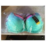 6 new old stock bras, size 32B