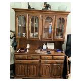 China hutch ( Hutch only NO contents