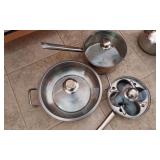3 cooking pans