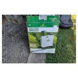 4 gallon back pack pump up sprayer,