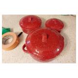 3 red speckled ceramic pieces w/ lids