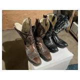 2 pair of western safety toe boots so. 11, in