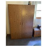 Large wardrobe - No contents