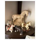 Horse statue lot
