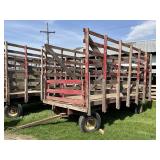 NH Hay Wagon NH Hay Wagon
