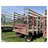 NH hay wagon NH hay wagon