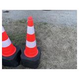 (10) Traffis cones
