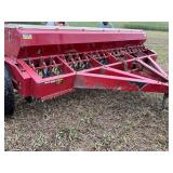 International 510 grain drill