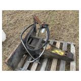 Atlas quick attach hydraulic hammer untested