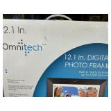 12.1in digital photo frame untested