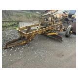 Towbehind road grader